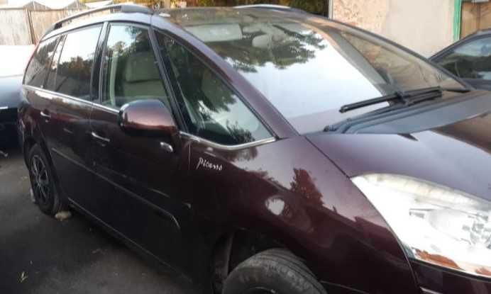 Citroen C4 Picasso 2.0HDI на части