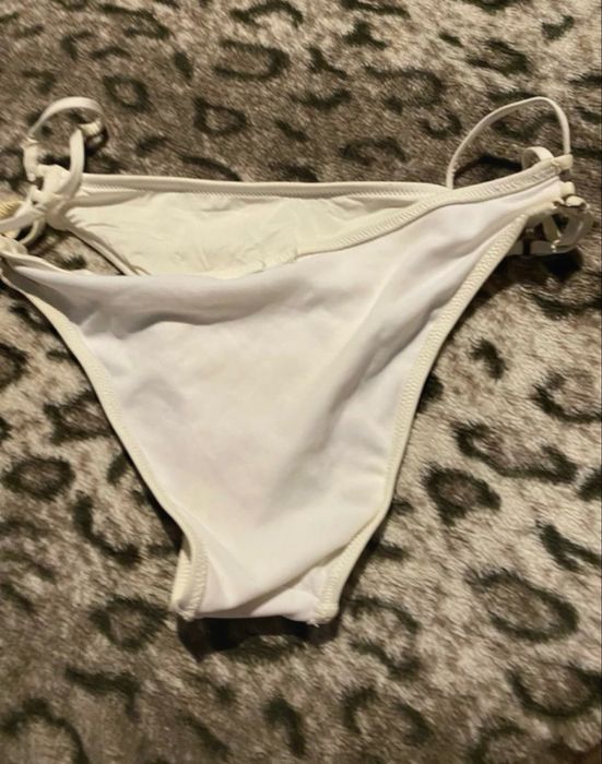 Costum de baie alb