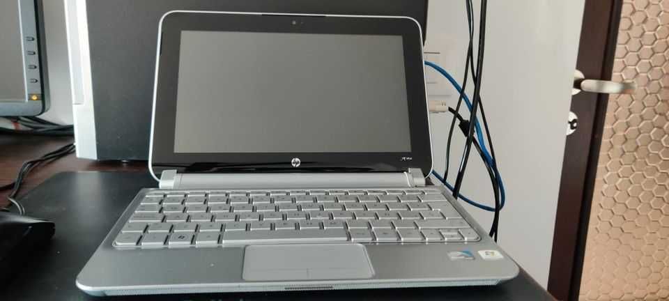 Laptop HP Mini perfect funcțional