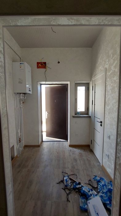 1 ком. квартира. Кирпич. Евроремонт. Старые Сергели (Eski Sergeli)