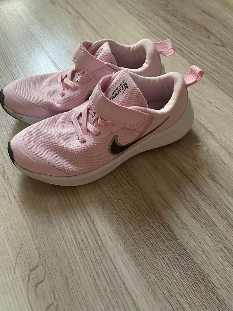 Adidași Nike fetițe roz