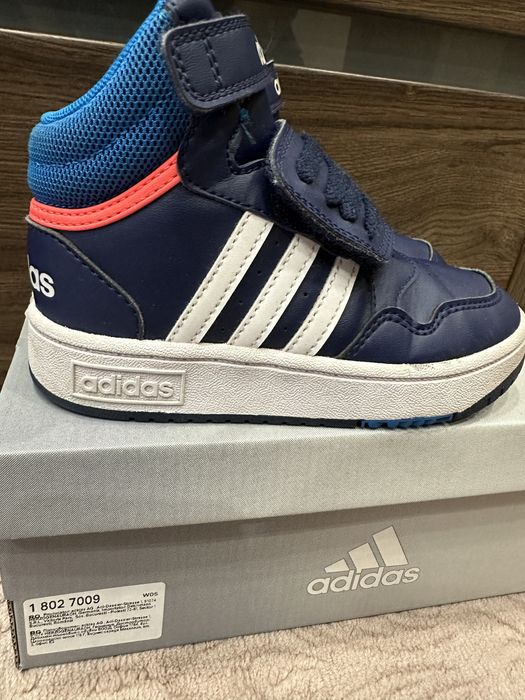 Детски маратонки adidas 27