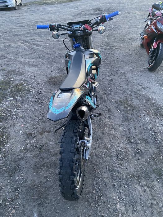 Продам эндуро мотоцикл Avantus 172fmm