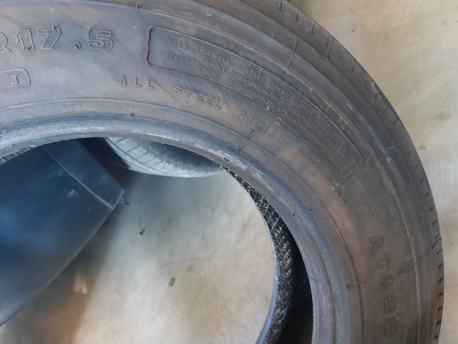 3бр.камионски предни гуми  AEOLUS 215 75 17,5 dot3015 цената е за брой