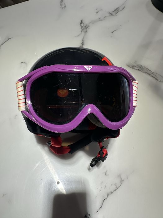 Продавам скиорска каска