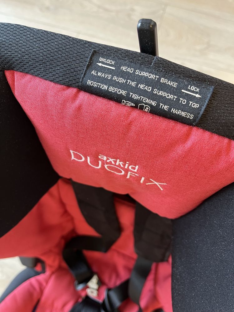 AxKid Duofix столче за кола