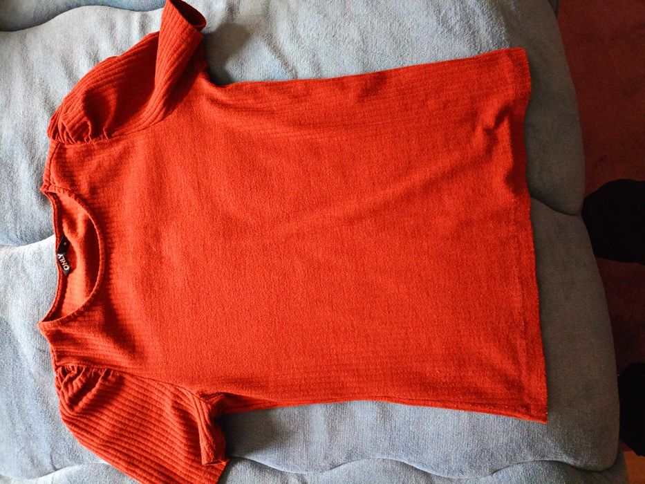 Блузи запазени  малко носени