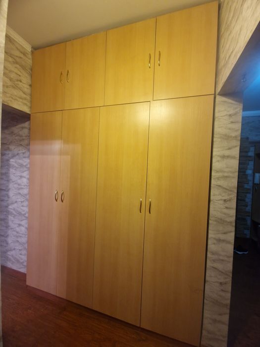 Продаётся шкаф..