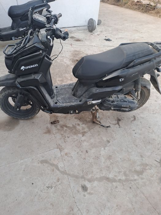 Продаётся скутер танк