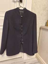 Пиджаки,  нарядный с меховыми вставками, разм.44-48