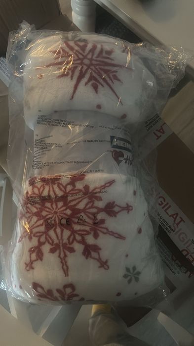 Kimono copii plus un kimono adult bărbat în stare foarte bună.