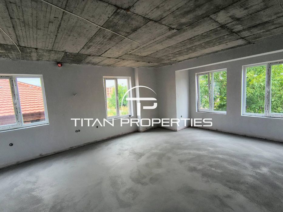 Тристаен апартамент в кв. Беломорски