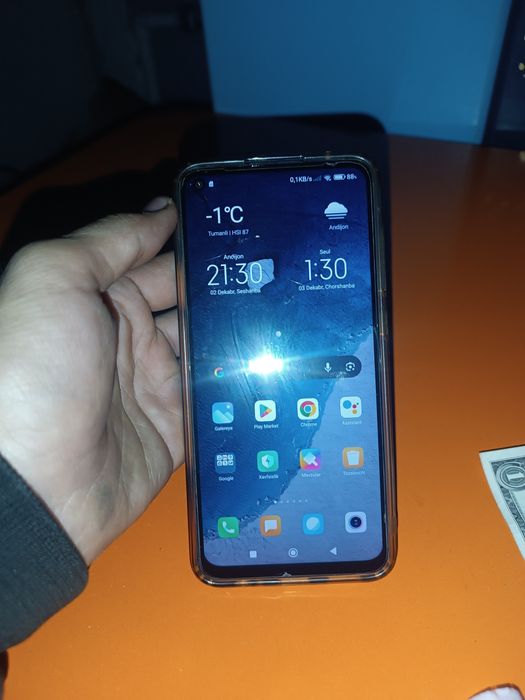 REDMI NOTE 9 hozirgacha buzilmagan usta koʻrmagan.Ichi ochilmagan