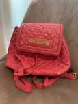Чанти Love Moschino