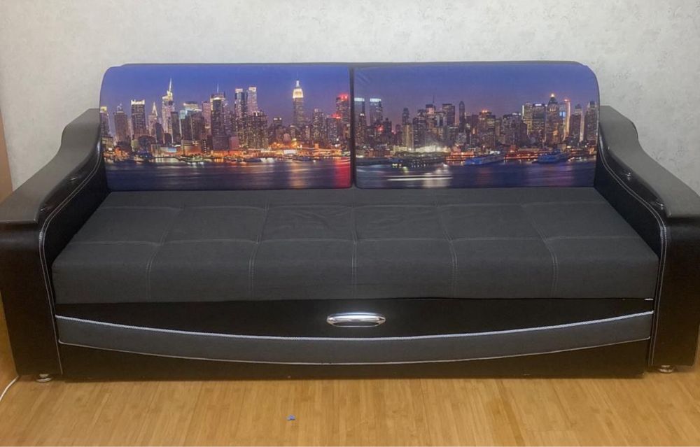 Диван для гостиной, для комнаты.