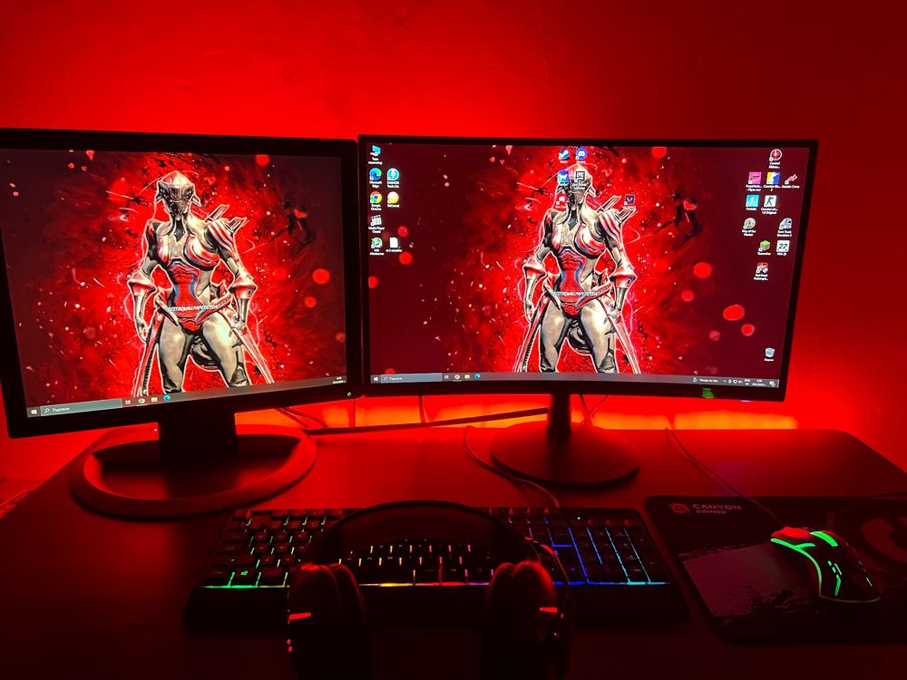 Геймърски компютър + нов геймърски монитор Acer Nitro 5 с гаранция