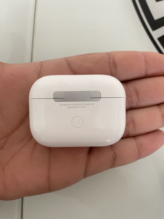 Air pods pro 2.
