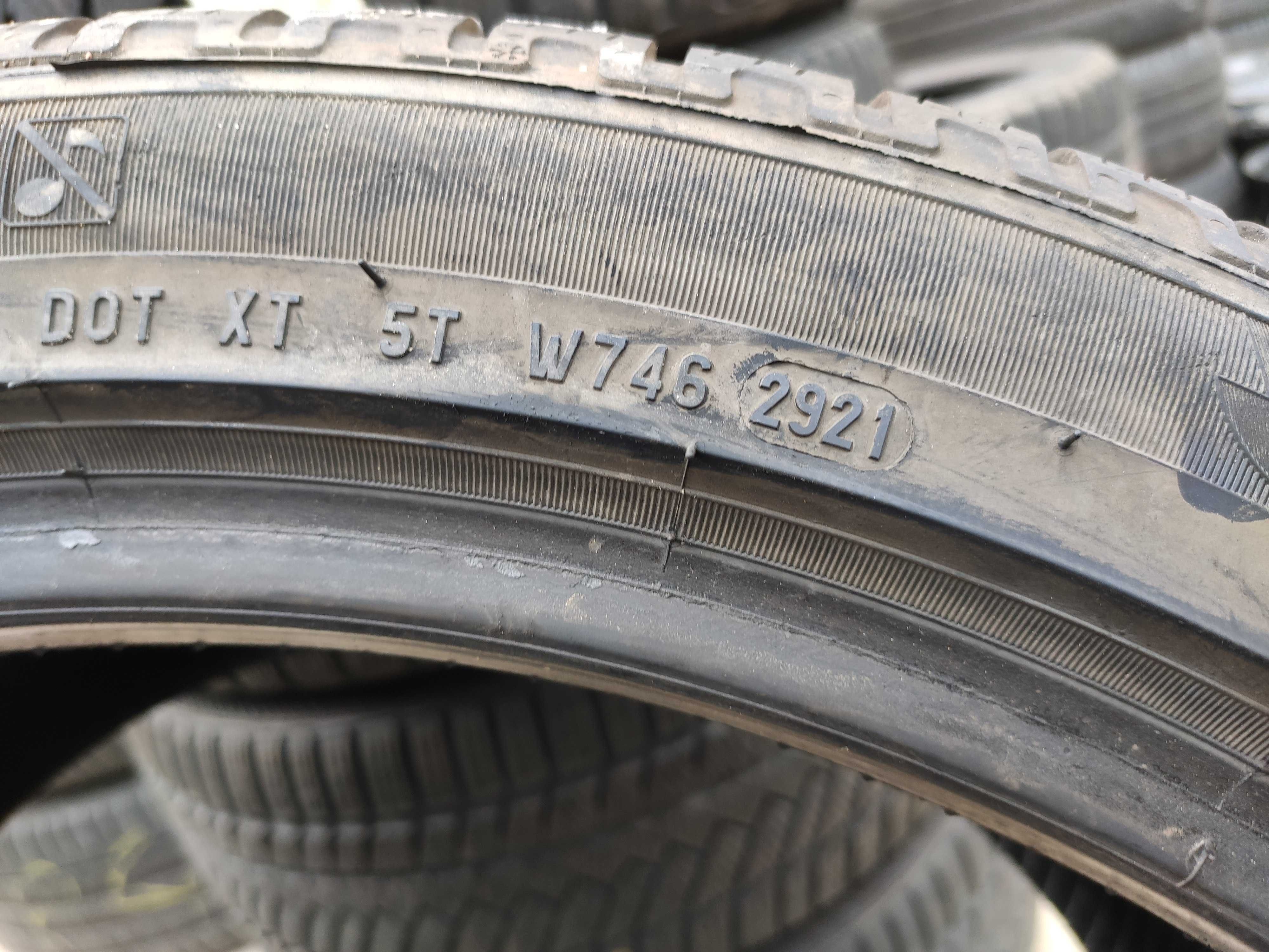 2бр Почти Нови Зимни Гуми 305 35 21 - Pirelli - DOT 2021 -