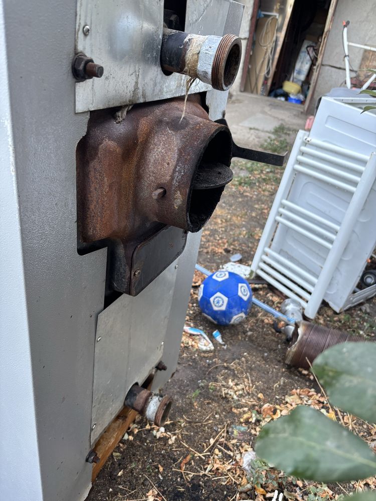 De vanzare centrala gobe 36kw pe lemne 41 kw pe carbune.