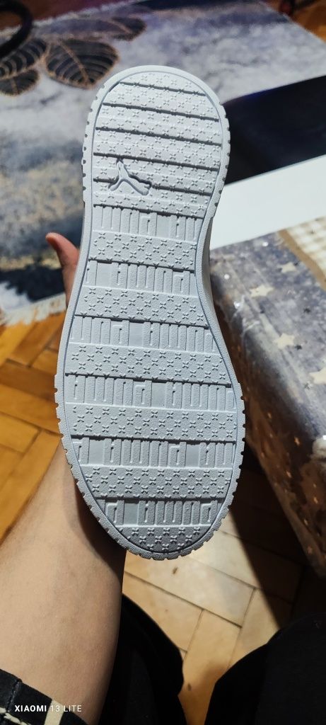 Чисто нови маратонки PUMA