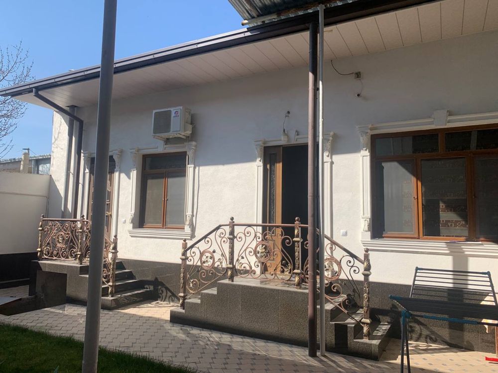 Продам дом 2,5 соток метро Шахристон