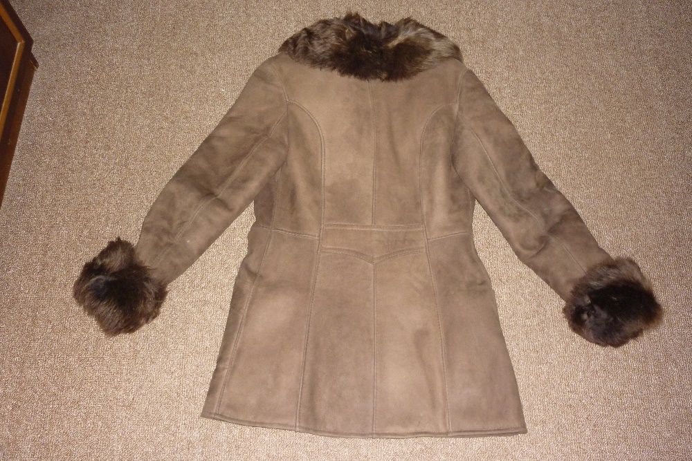 Турско дамско палто(кожух) - агнешка кожа