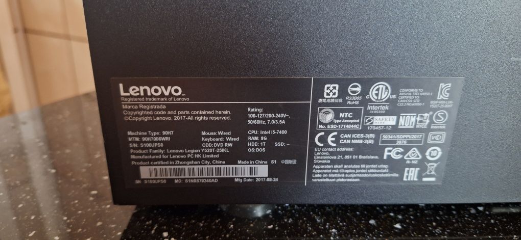 Vand sistem Desktop Gaming
-carcasa Lenovo 
-procesor i5 7400
-placa v