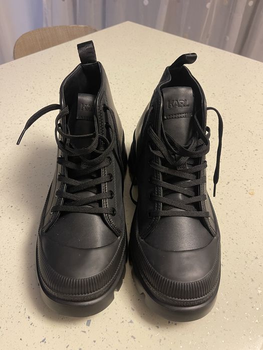 Ghete Karl Lagerfield, noi, marime 43