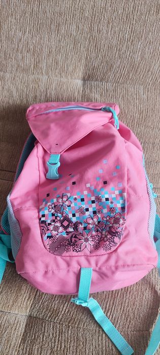 Продам розовый рюкзак