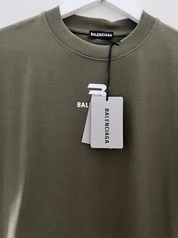 Tricou Balenciaga