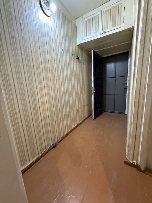 Продается квартира Юнусобад 4. 2 комнатная