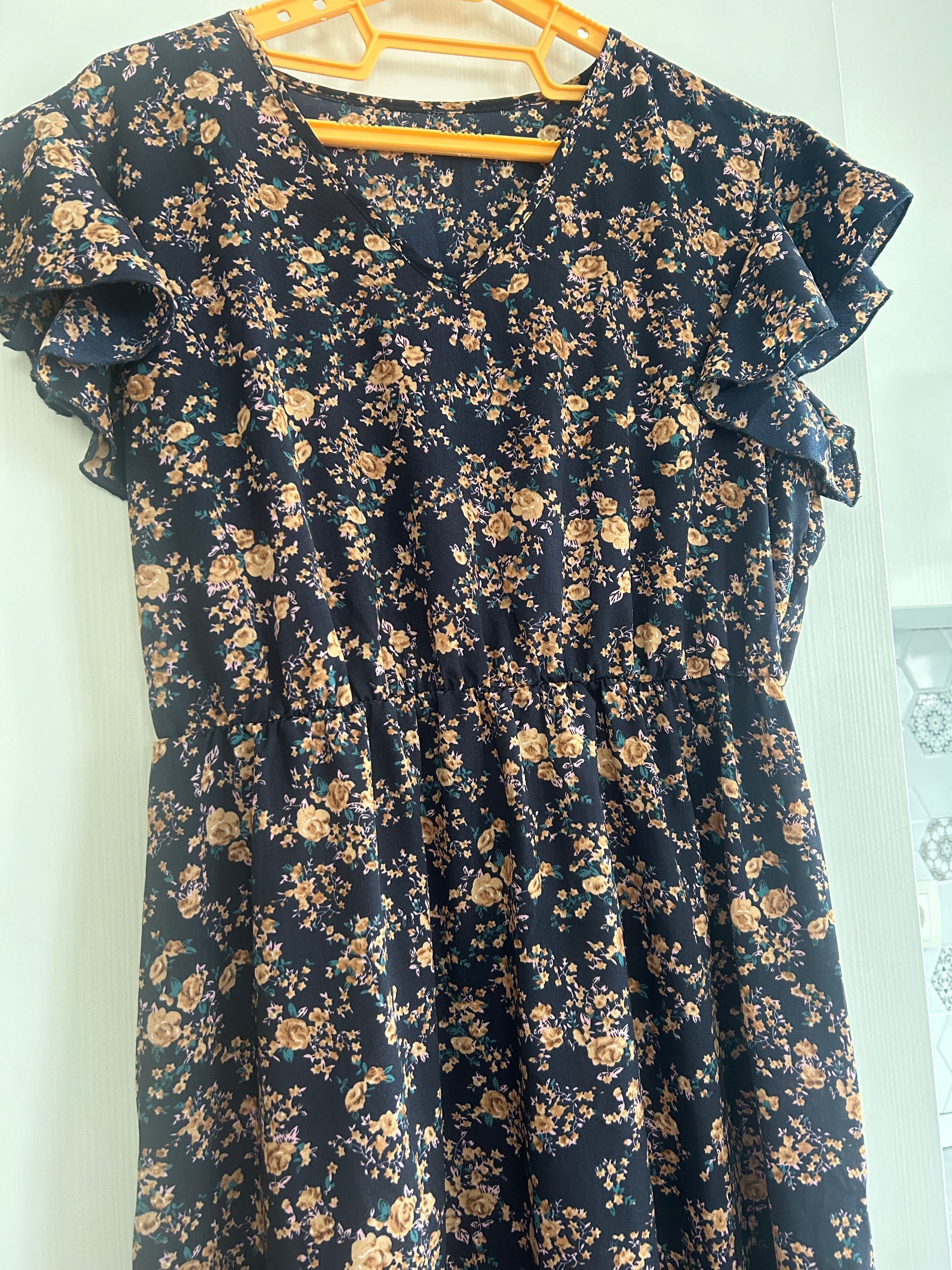Rochie model floral