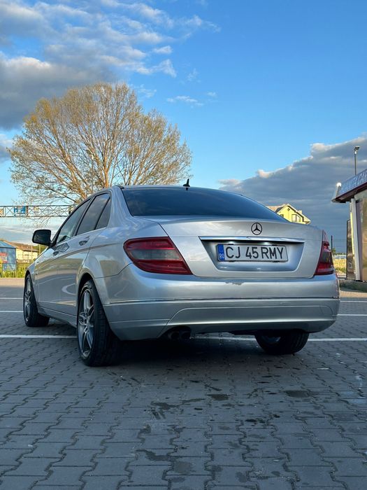 Vand /Schimb  Mercedes c200 w204