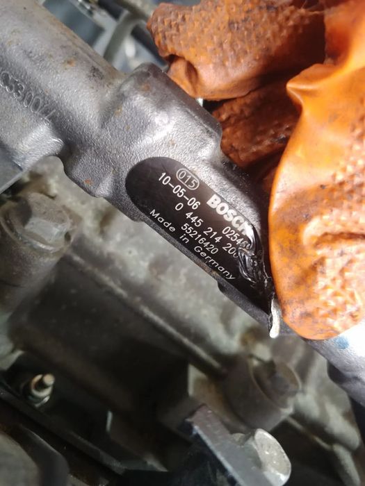 rampa injectoare 1.9 d  939a2000 150 cp  fiat croma alfa romeo 159  0445214200 55216420