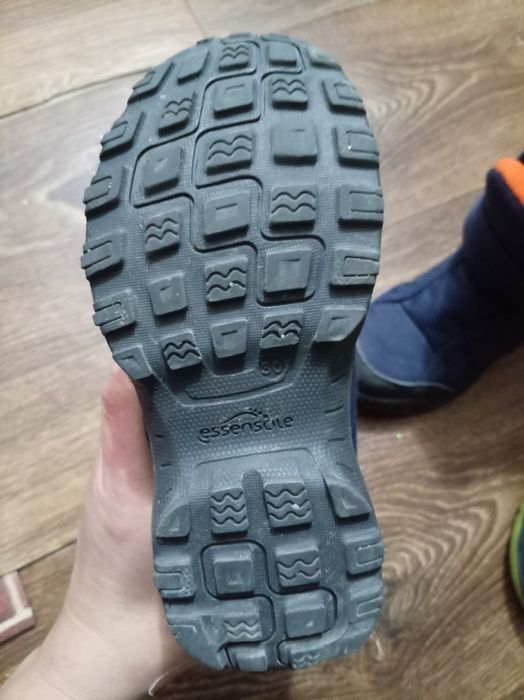 Ботуши, маратонки и сандали за момче