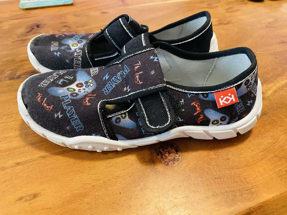 Детски пантофи за момченце