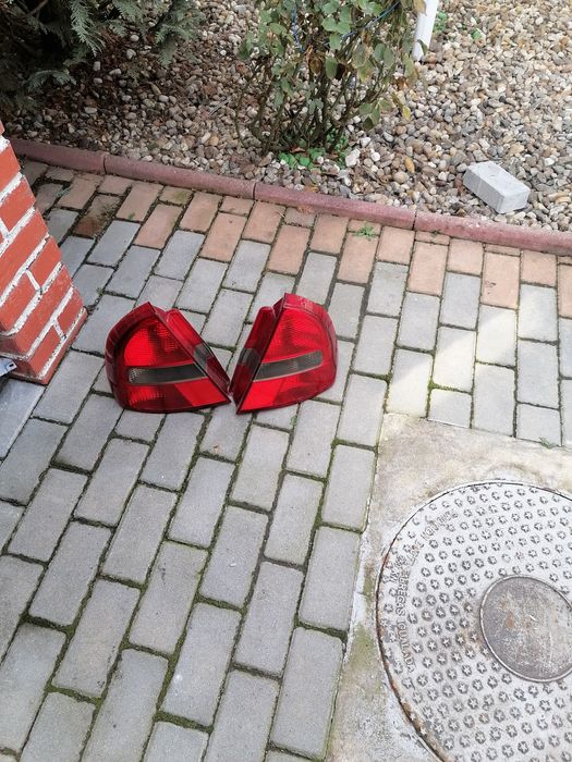 Stop spate stânga dreapta