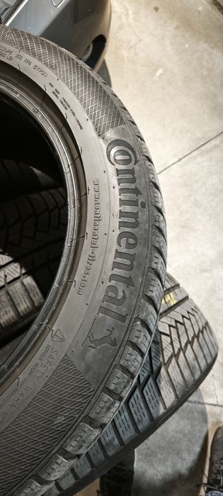 46p. 235/50 R17 96V Continental TS 850 P