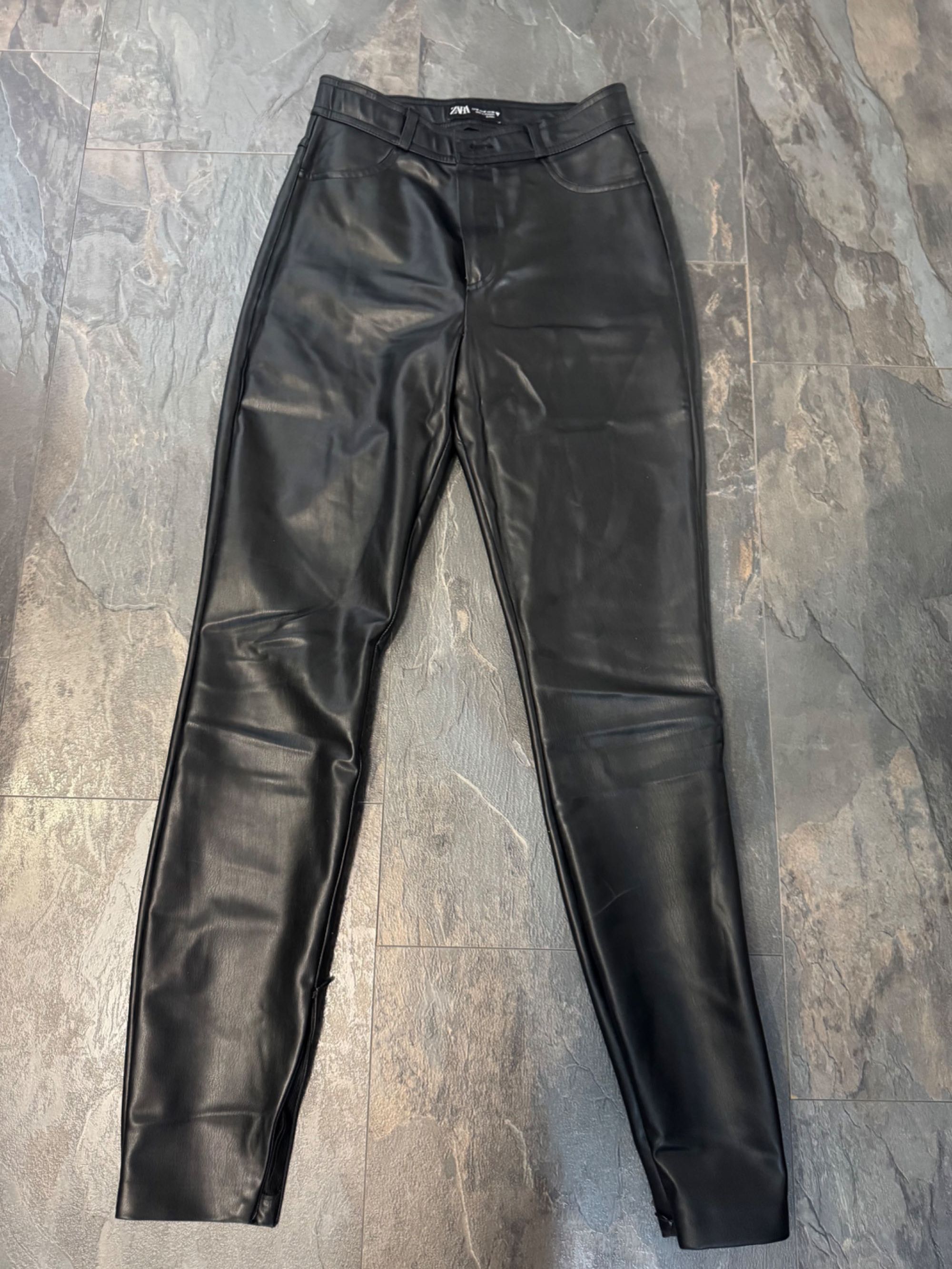 Кожен панталон Zara