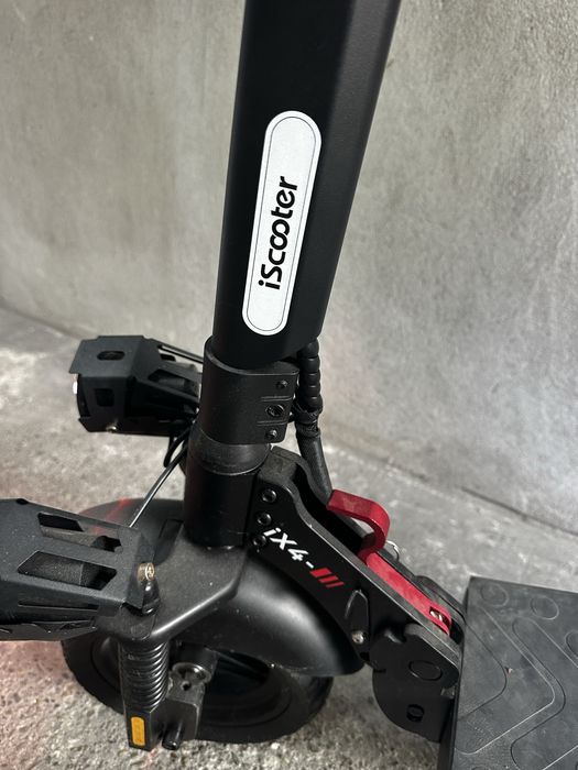iScooter IX4 електрическа тротинетка