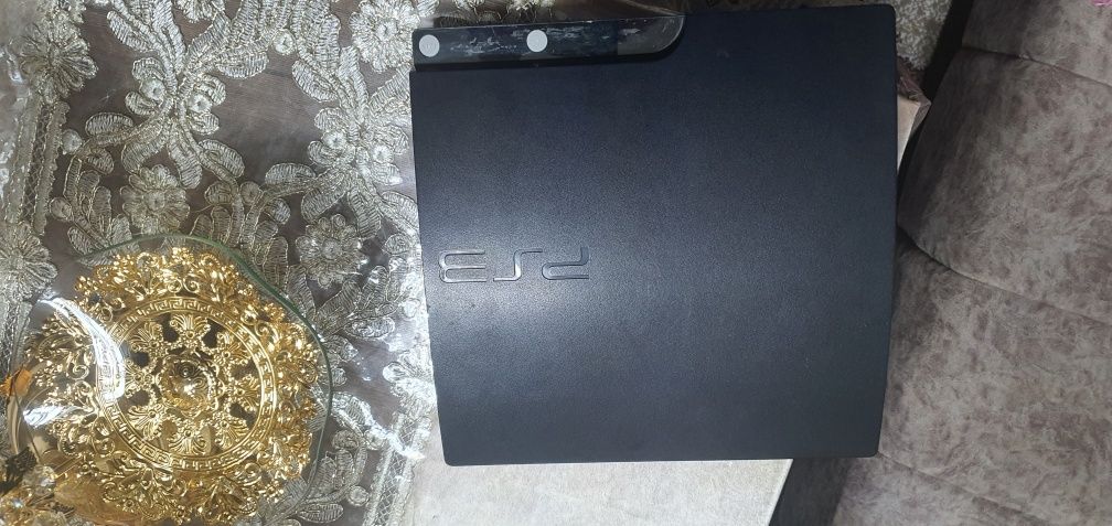 PlayStation 3 2штуки за 199$