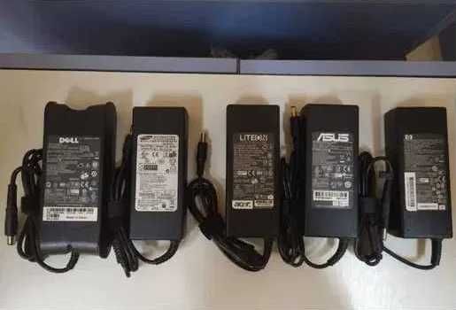 Блок питания от ноутбука. Зарядка на ноутбук