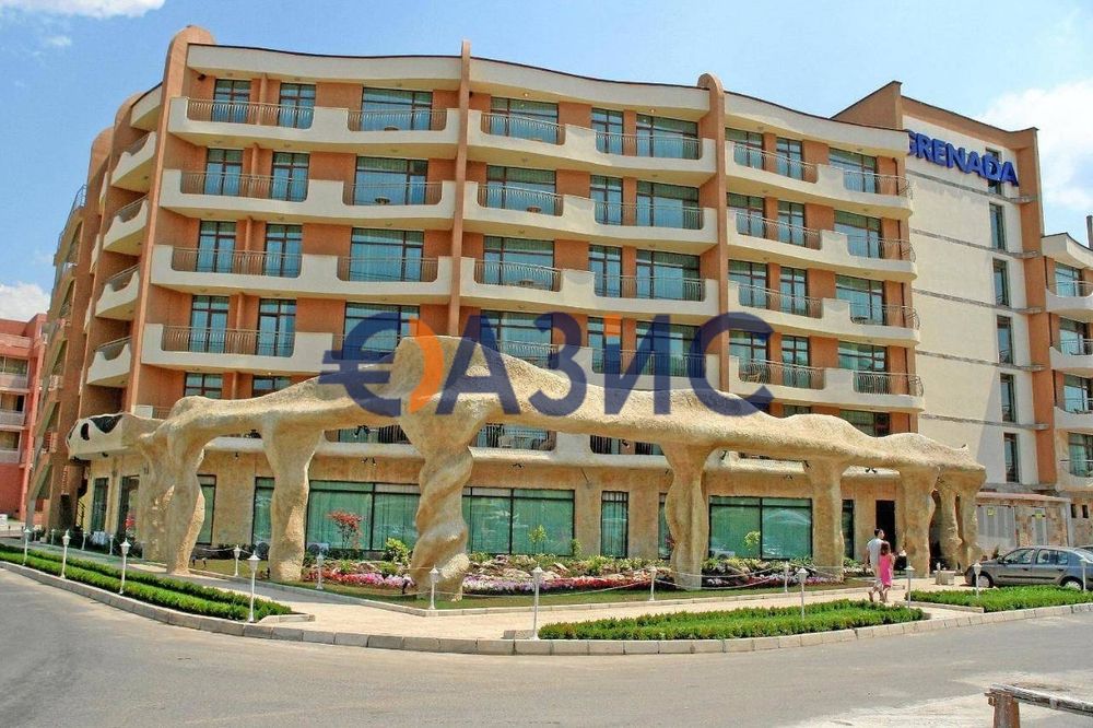 Продава се Двустаен апартамент в к.к. Слънчев бряг - 69 кв.м за 1044 €/кв.м - Снимка #9