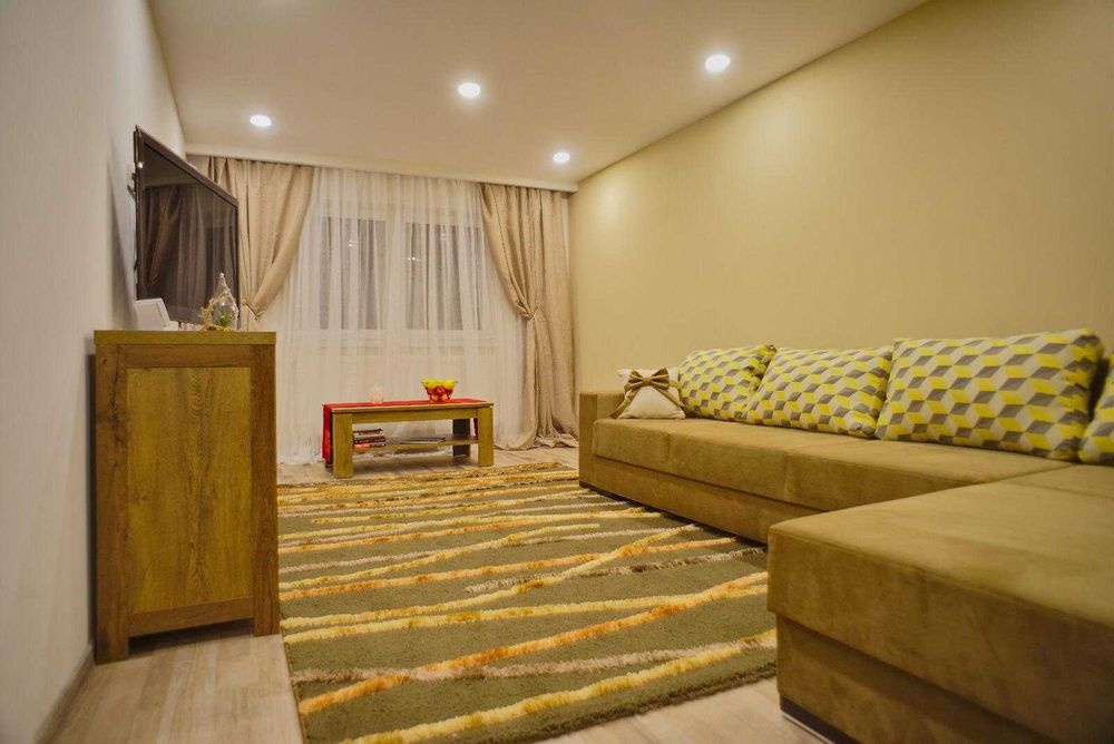 Particular inchiriez 2 camere in proximitate Mall AFI