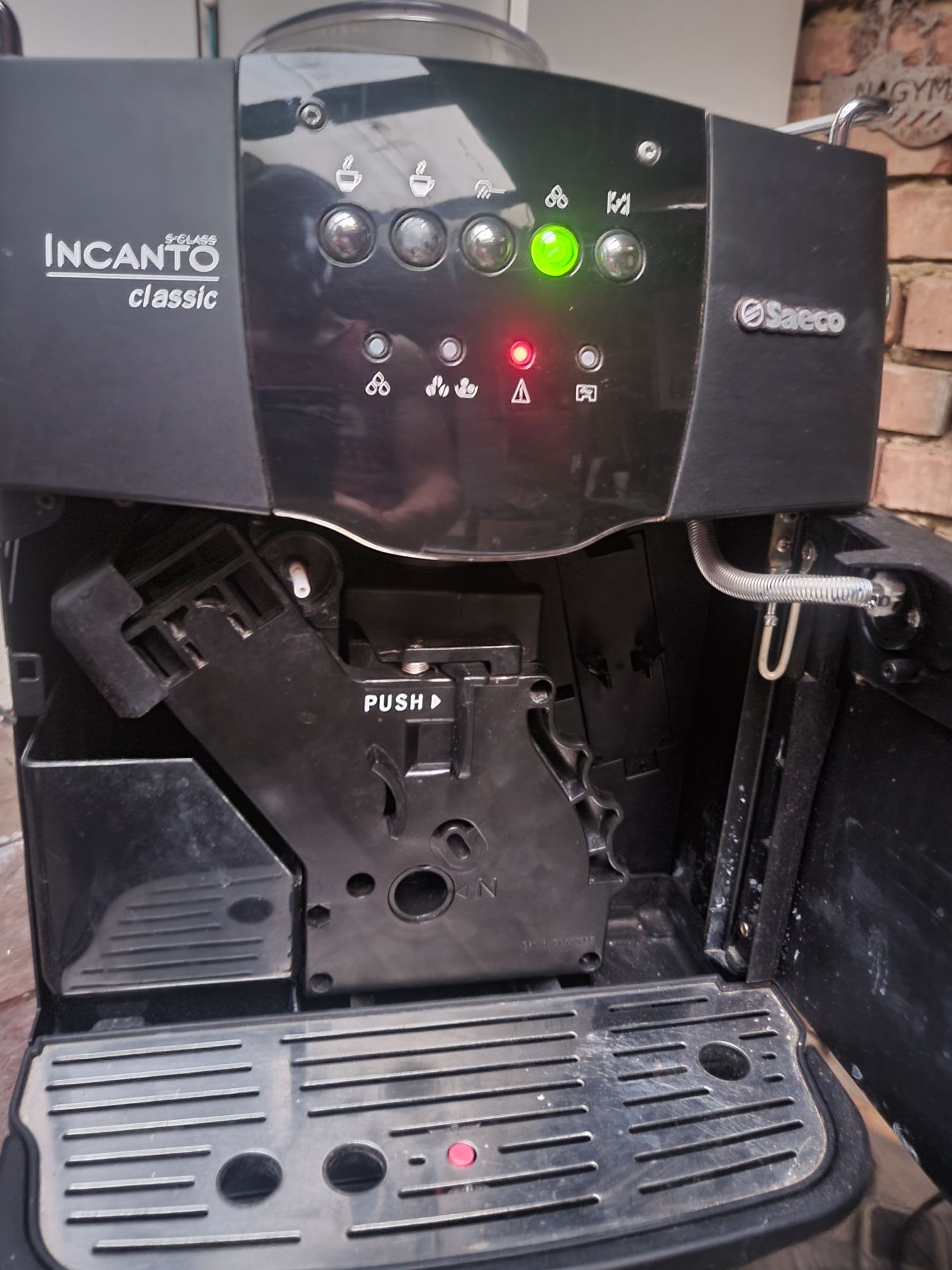 Vand expresor cafea Saeco incanto classic,