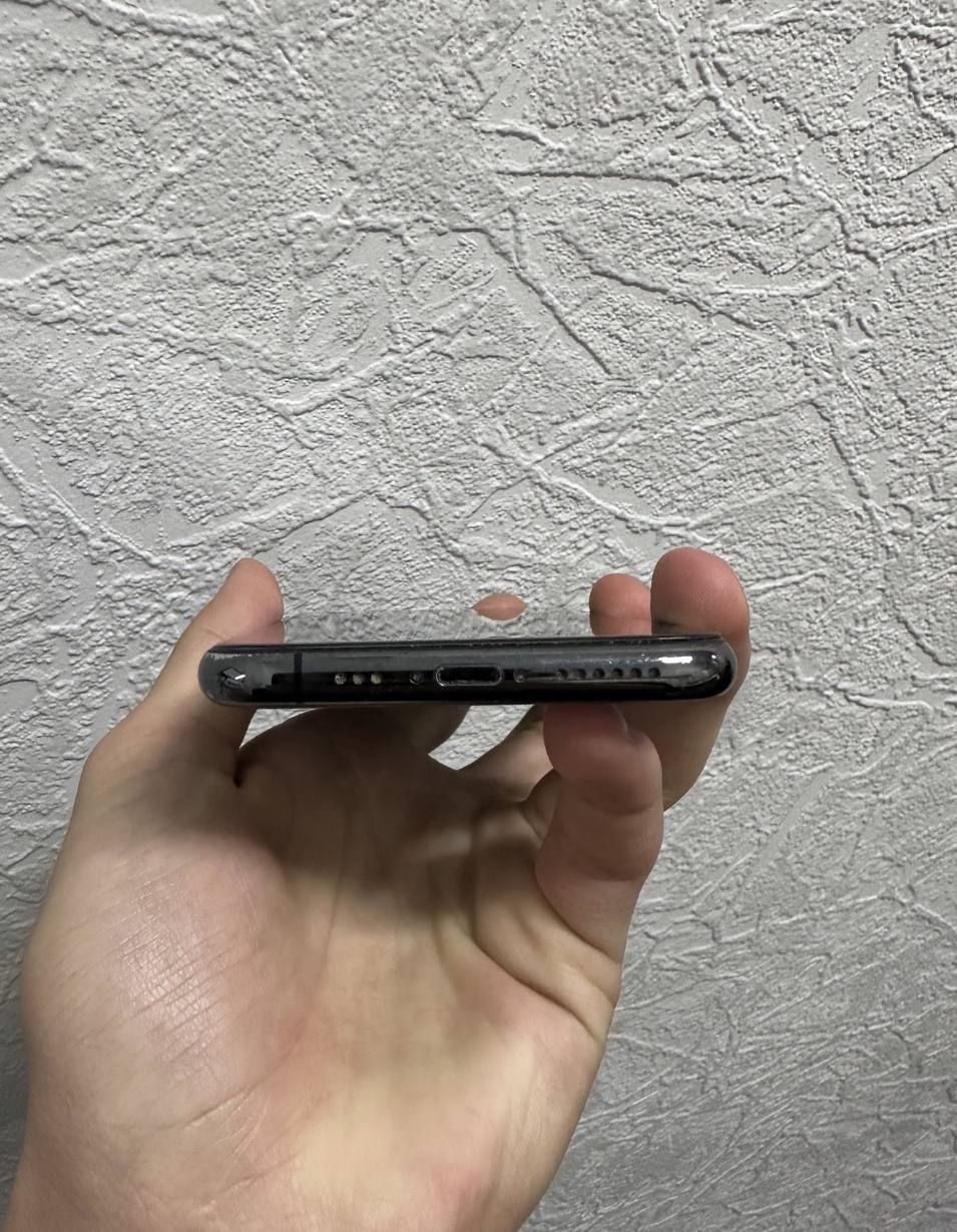 Iphone 11 pro xolati ideal 64gb 290$