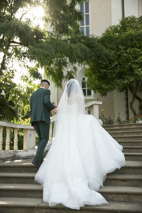 Vand rochie de mireasa