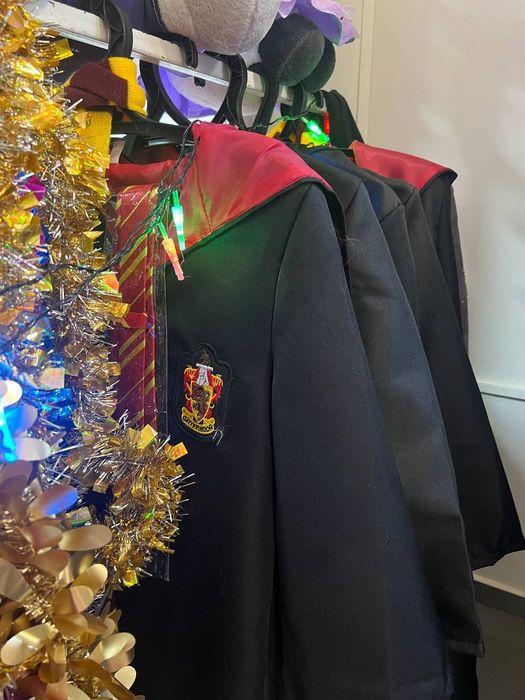 Мантия Гриффиндор, по Гарри Поттеру