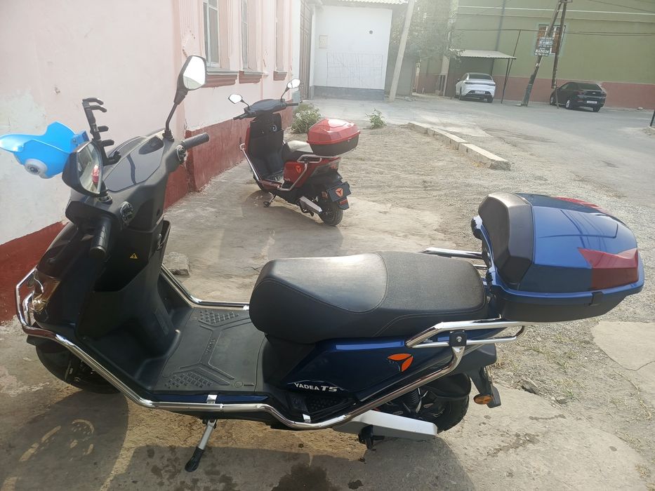 Скутор сотилади айби йук