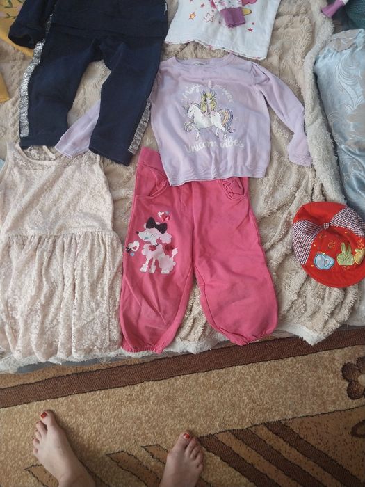 Продам вещи для девочки с 2,3 лет за весь пакет 5 тыс
